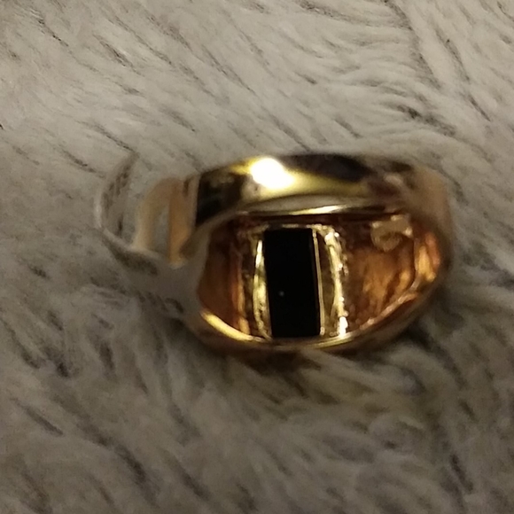 Black Stone Men's Ring - Picture 4 of 5
